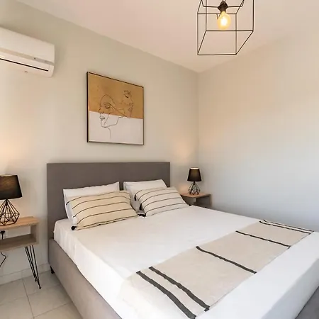 Apartamento Center Elite Rhodes City