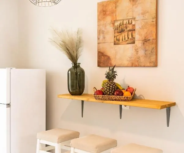 Center Elite Rhodes City